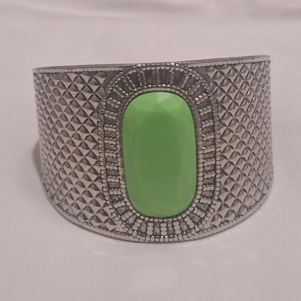 Paparzzi Wide Silver Cuff With Green Stone